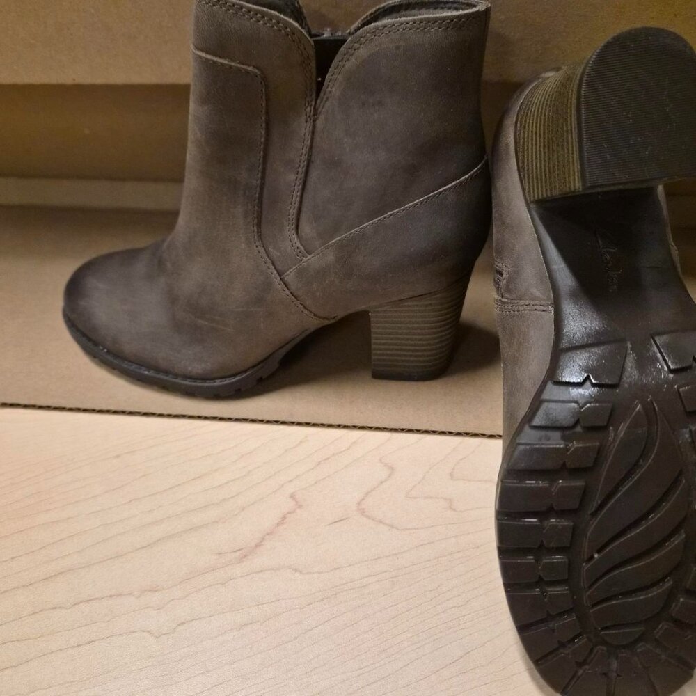 Clarks Verona Step Fashion Ankle Boots